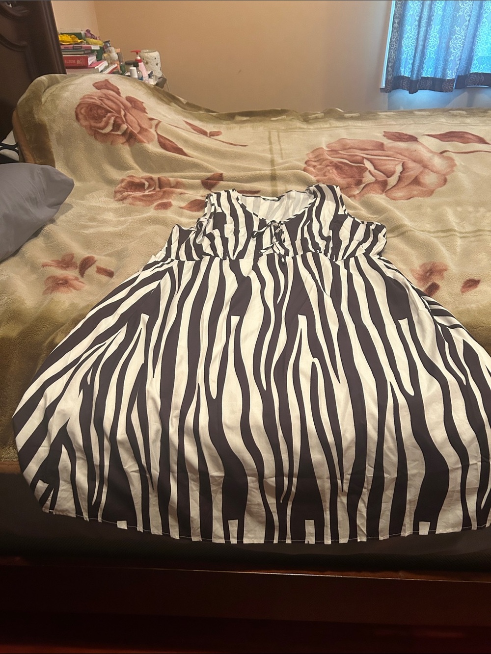 BloomChic Black and White Zebra Stripe Sleeveless Dress